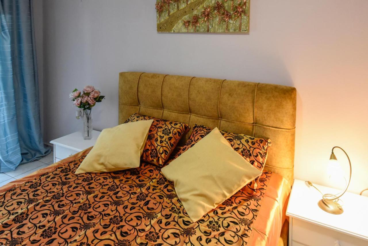 Anemos Old Town Apartment Kavala Esterno foto